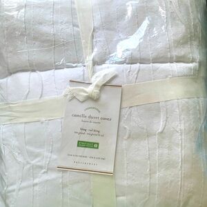 NWT-Pottery Barn Camille Duvet Cover-King/Cal King-White